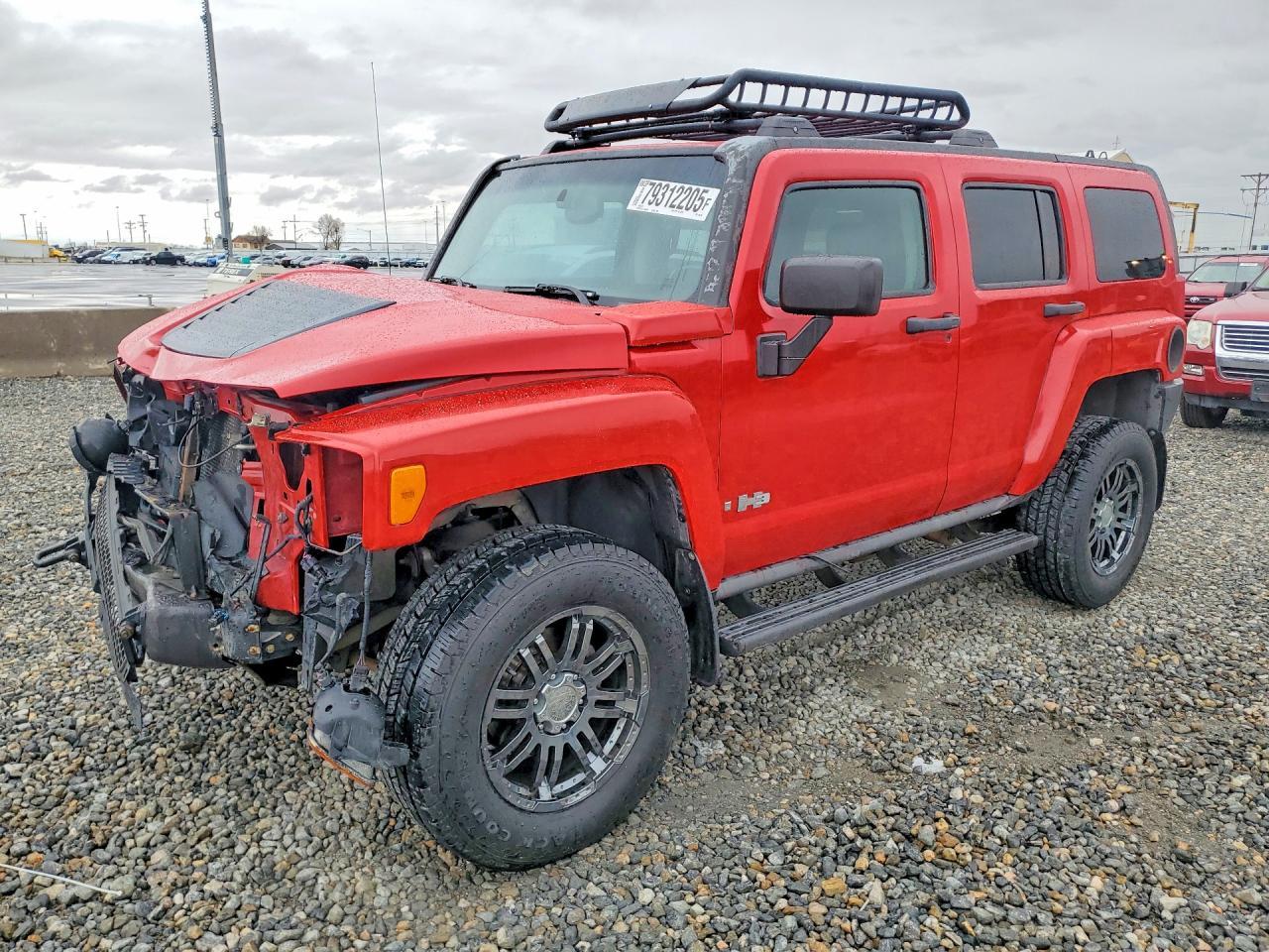 2006 Hummer H3, VIN 5GTDN136268104145 — Front end