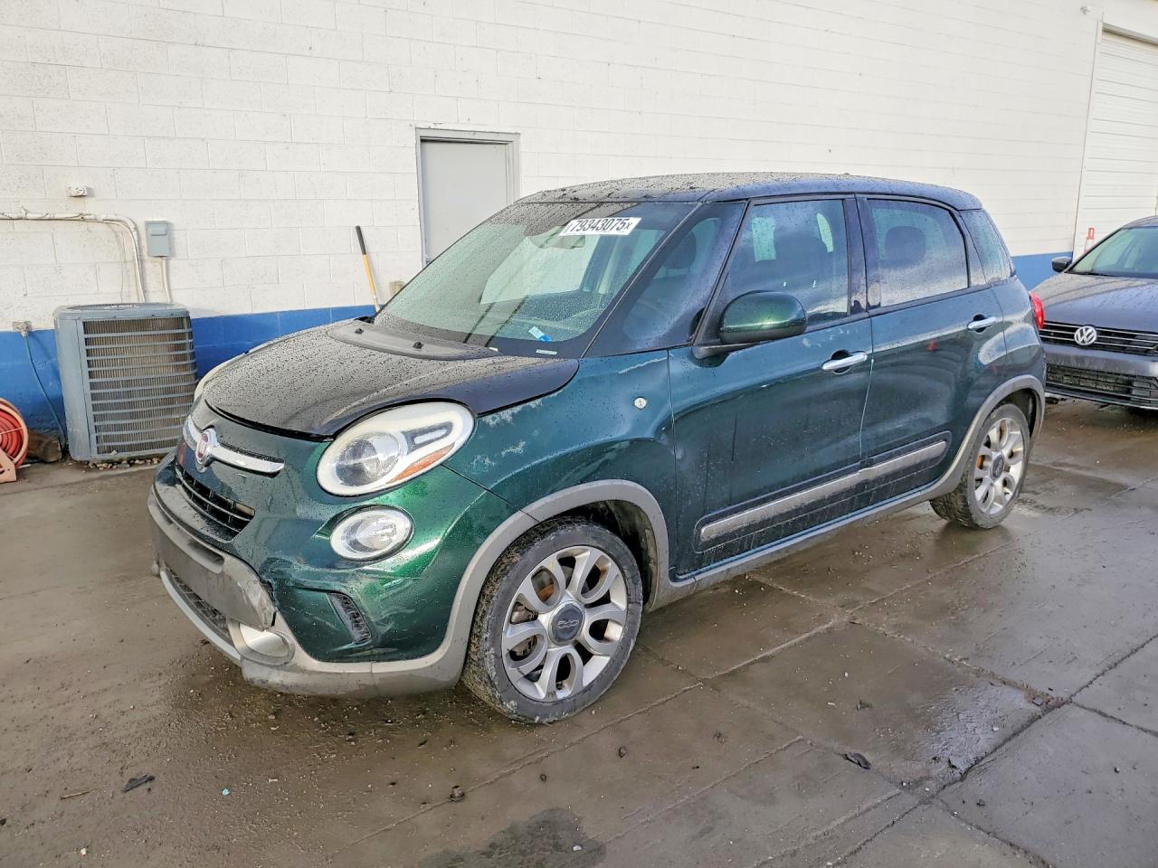 2015 FIAT 500L Urbana Trekking, VIN ZFBCFADH2FZ034045 — Rear end