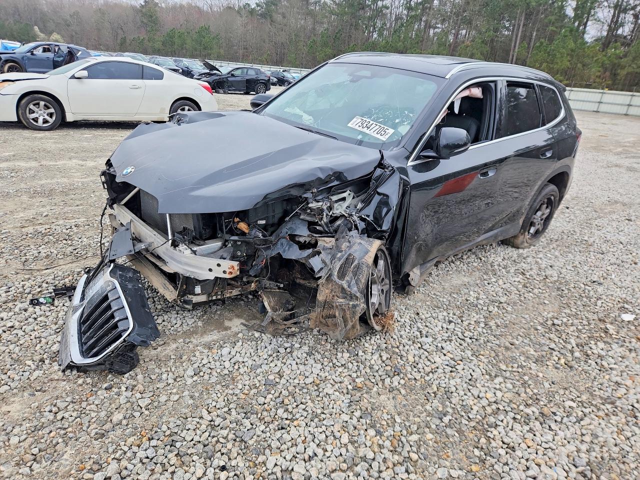 2023 BMW X1 xDrive28i, VIN WBX73EF05P5W50808 — Front end