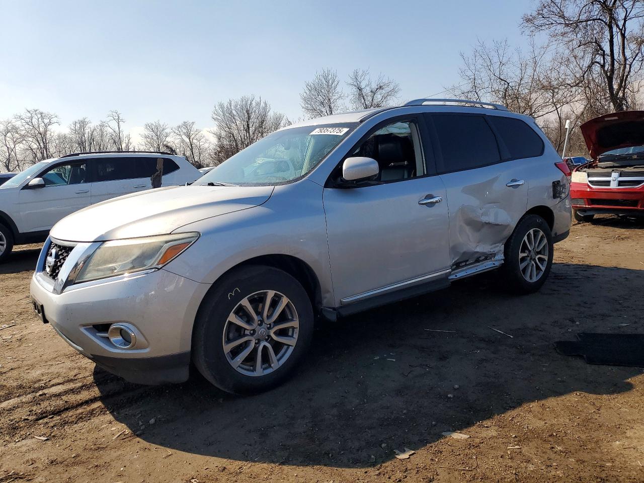 2016 Nissan Pathfinder Platinum, VIN 5N1AR2MM5GC652572 — Side