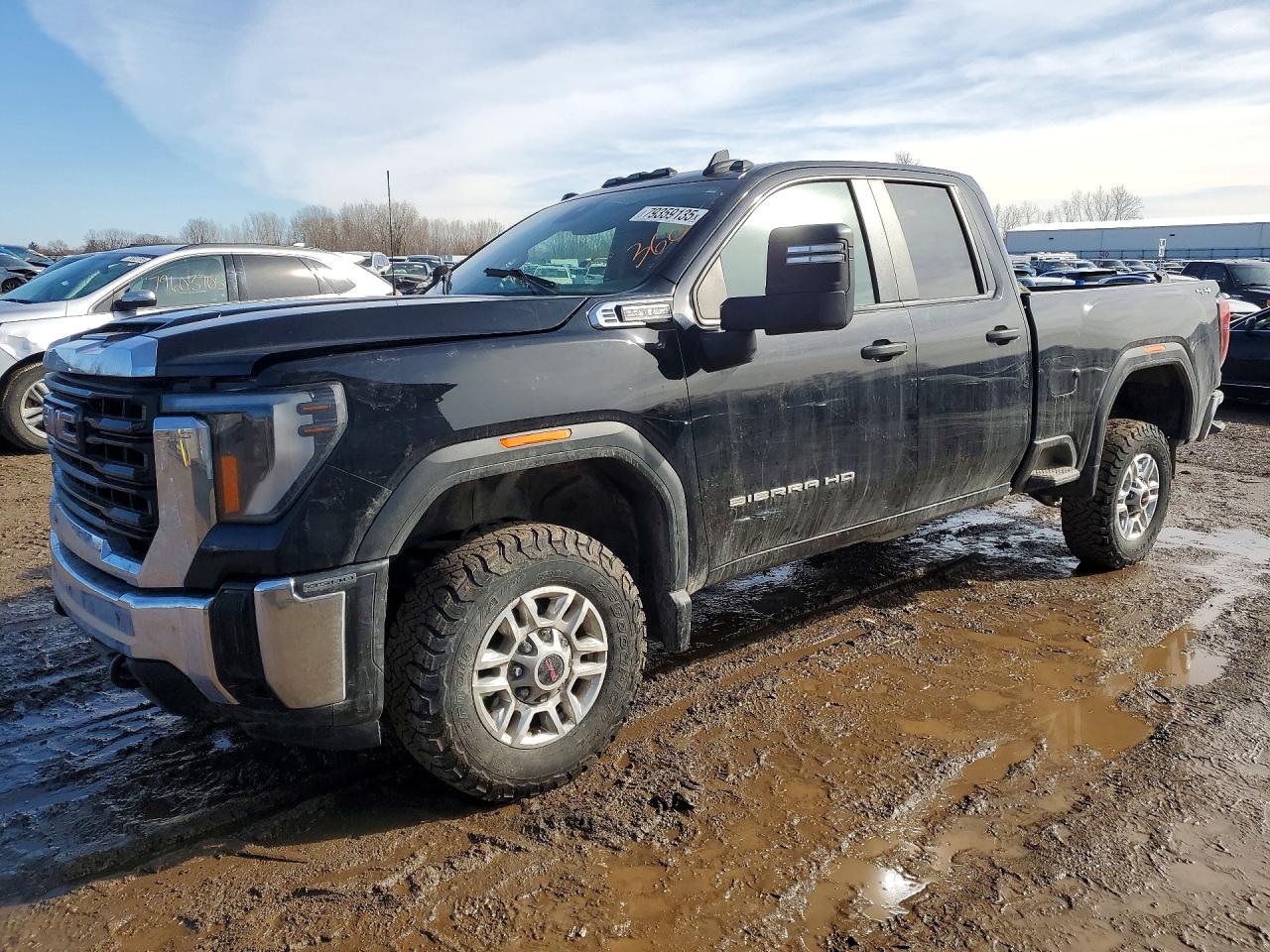 2024 GMC Sierra 2500HD Pro, VIN 1GT59LE78RF199196 — Front end