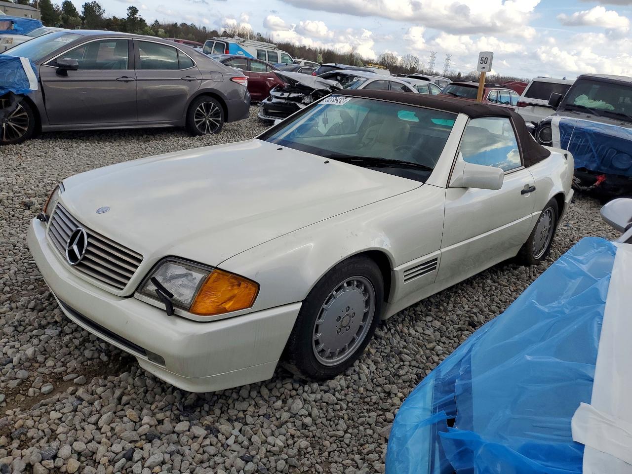 1991 Mercedes-Benz SL, VIN WDBFA66E9MF021458 — Normal wear