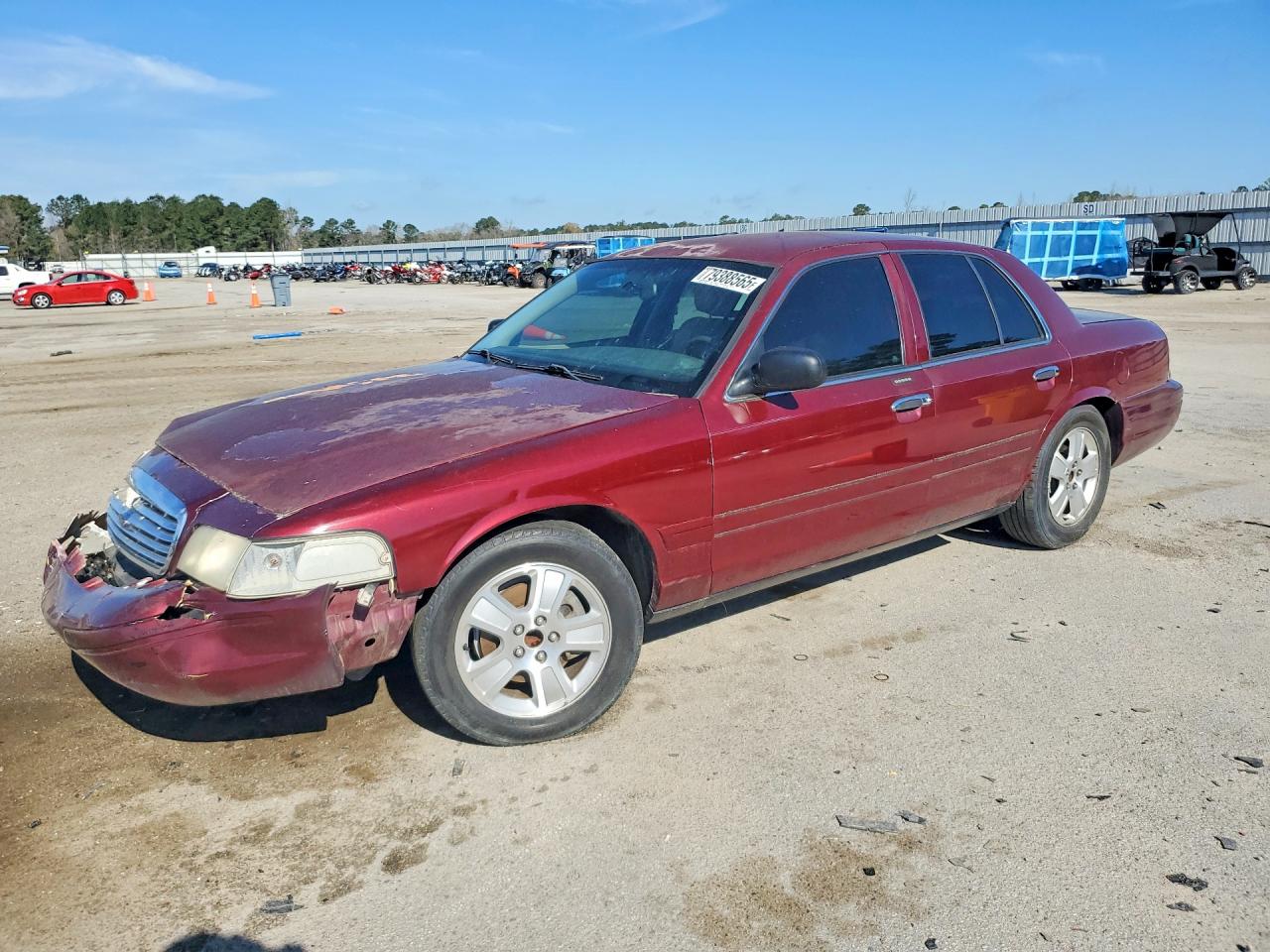 2008 Ford Crown Victoria LX, VIN 2FAFP74V88X172509 — Front end