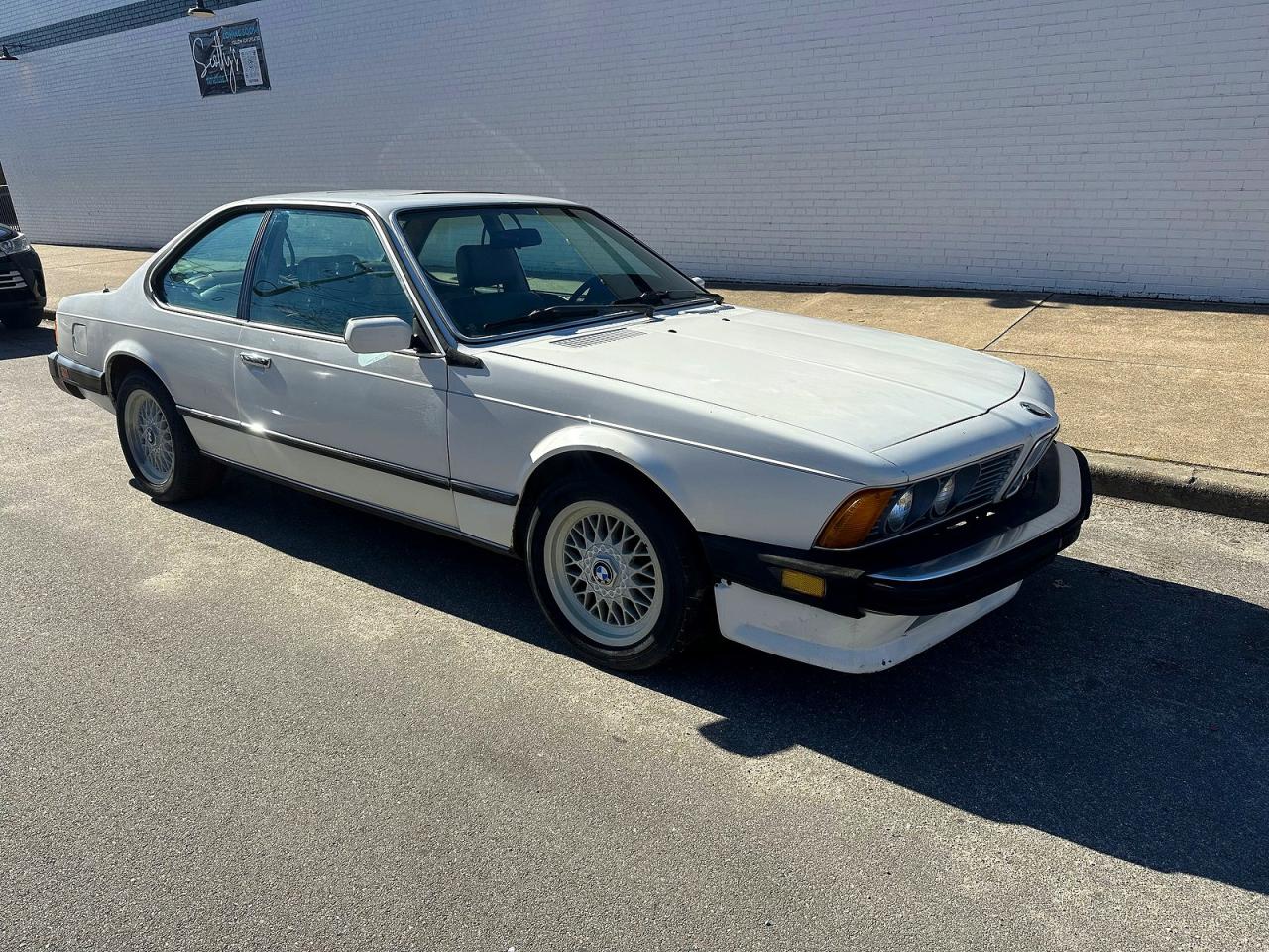 1987 BMW 6 Series 635CSi, VIN WBAEC8407H3266080 — Minor dents and scratches
