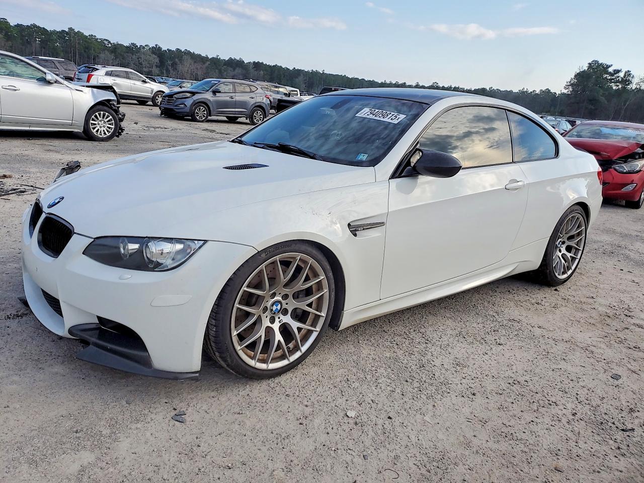 2013 BMW M3, VIN WBSKG9C52DJ593790 — Бок