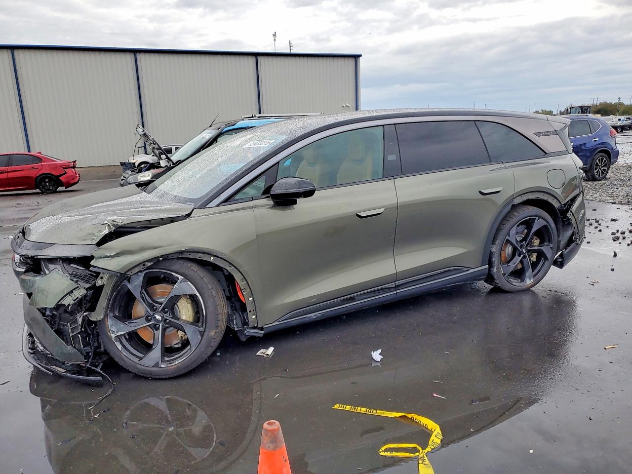 2026 Lucid Gravity Grand Touring, VIN 7UUG1GHK0TA023092 — Side