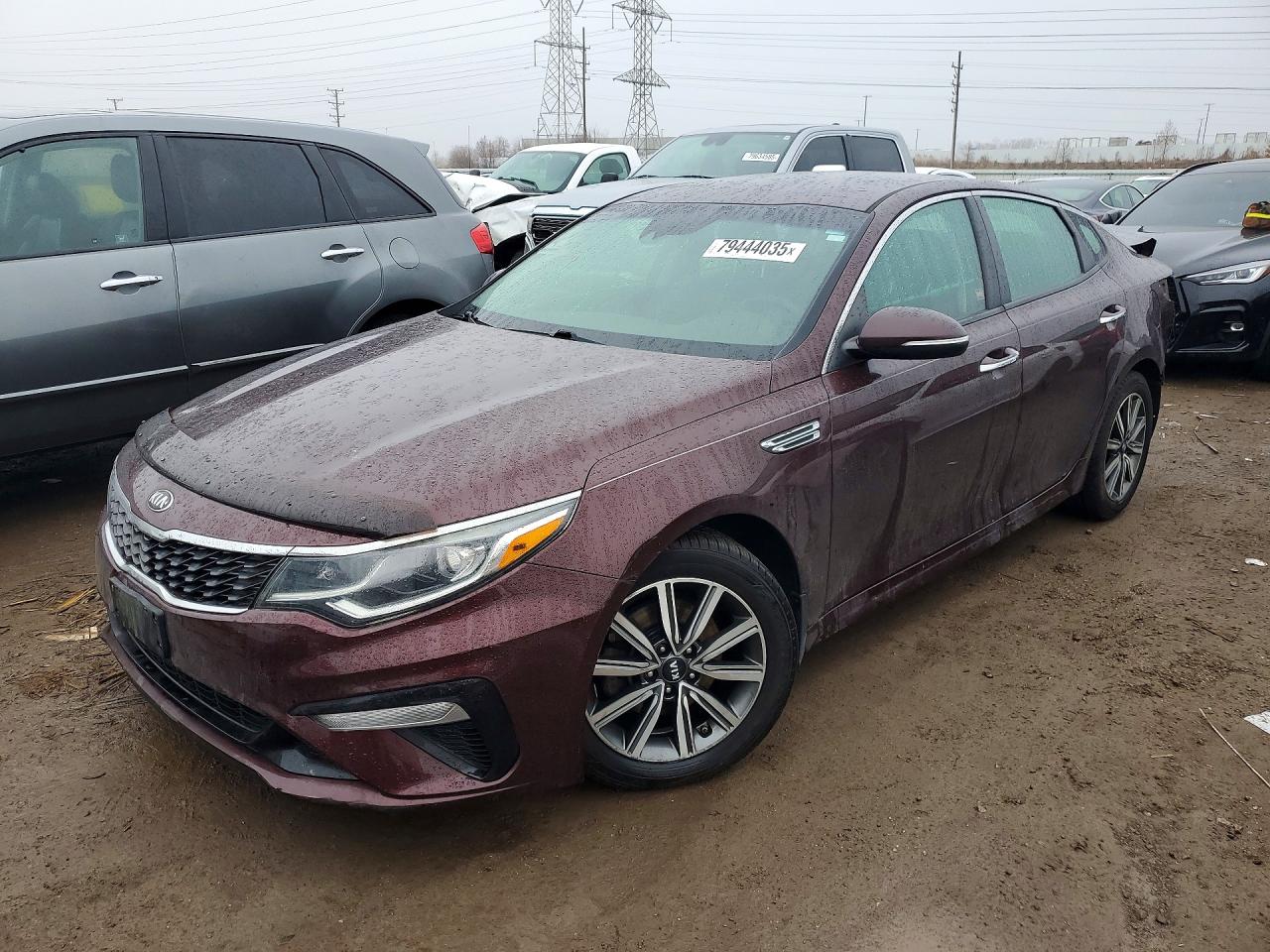 2019 Kia Optima LX, VIN 5XXGT4L35KG376651 — Rear end