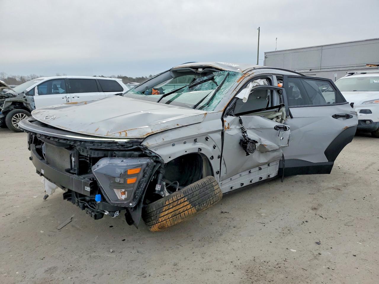 2024 Hyundai Kona SEL, VIN KM8HB3AB6RU119543 — Фото с аукциона