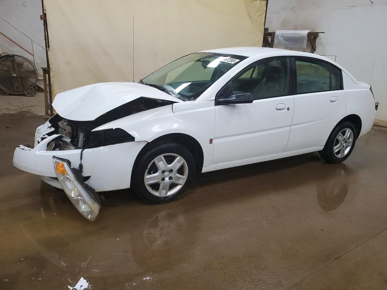 2007 Saturn ION ION 2, VIN 1G8AJ55F27Z127232 — Front end