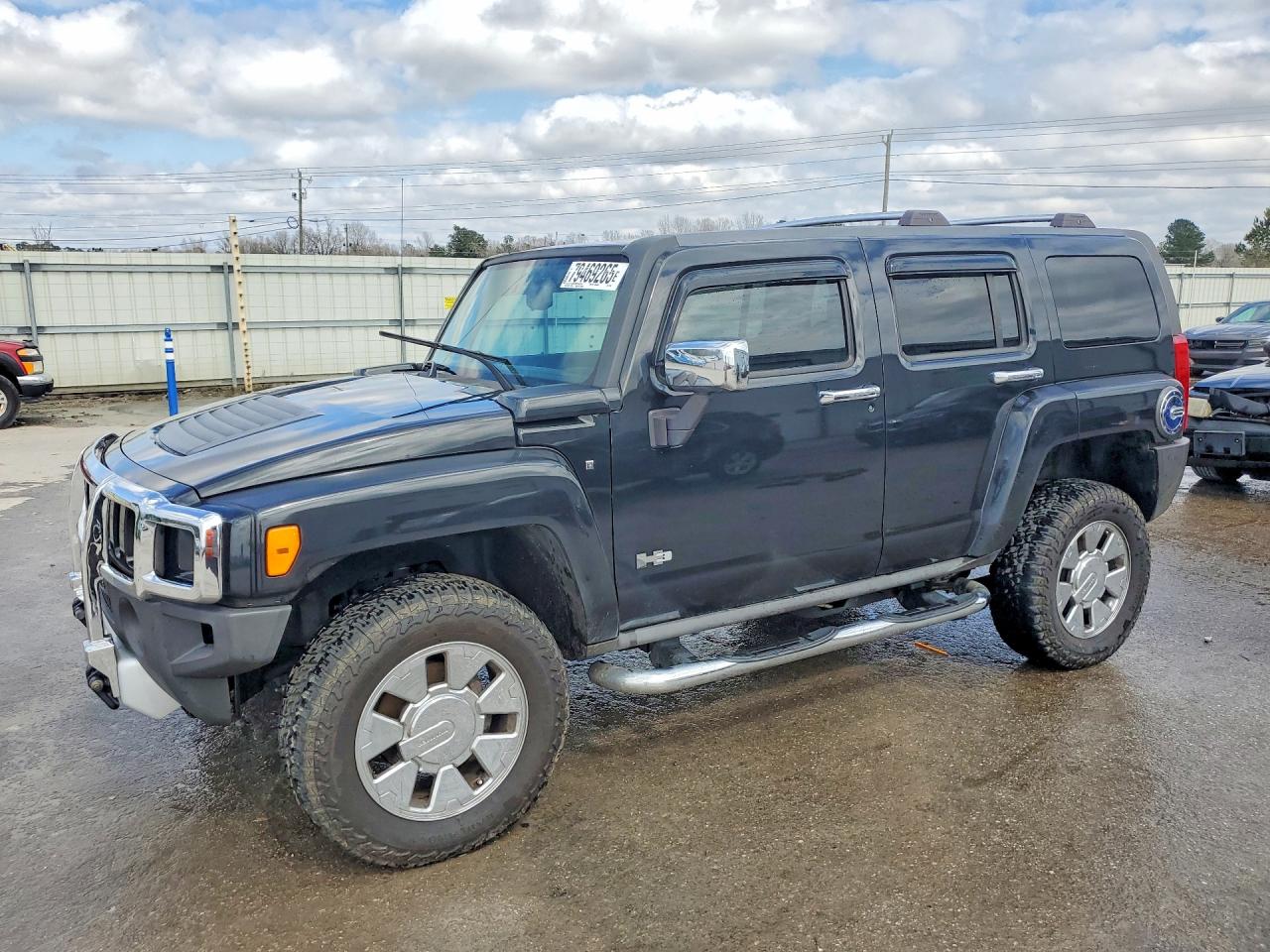 2009 Hummer H3 Adventure, VIN 5GTEN13E398115896 — Vandalism