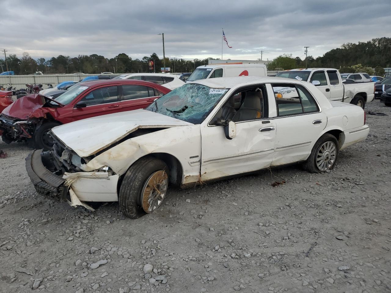2010 Mercury Grand Marquis LS, VIN 2MEBM7FVXAX620154 — All over