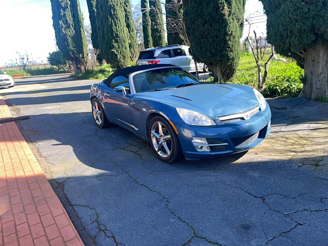 2007 Saturn Sky, VIN 1G8MB35B77Y138485 — Side