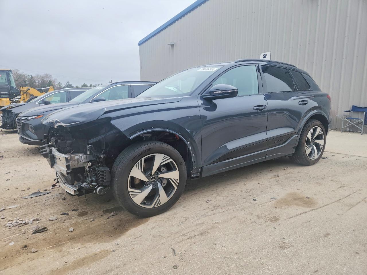 2025 Audi Q6 e-tron Premium, VIN WA114BGFXSA044514 — Front end