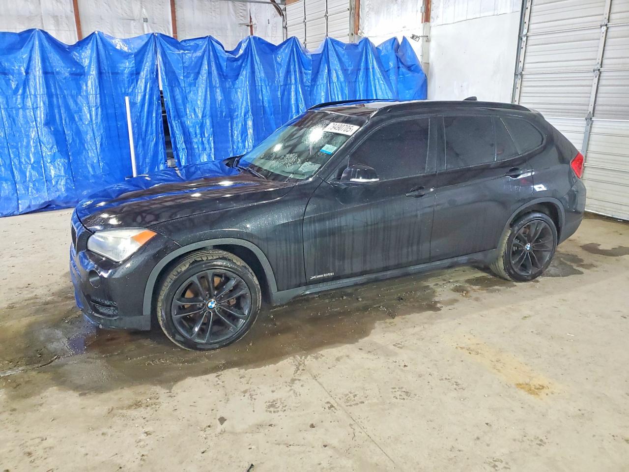 2015 BMW X1 xDrive28i, VIN WBAVL1C57FVY29229 — Normal wear