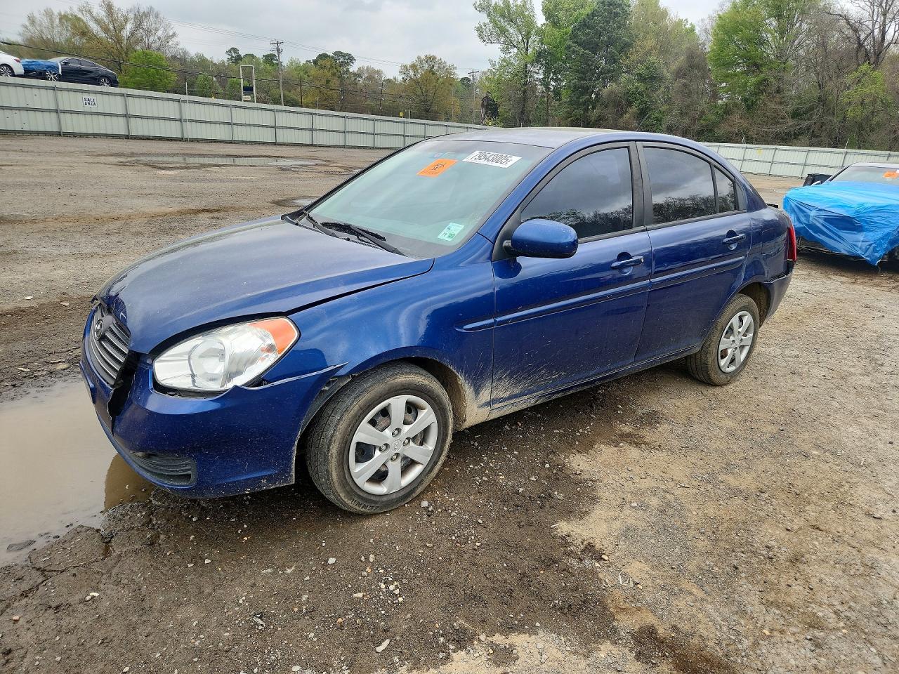 2011 Hyundai Accent GLS, VIN KMHCN4AC3BU614028 — Перед