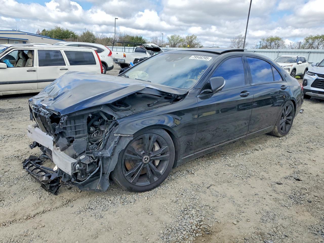 2015 Mercedes-Benz S 550, VIN WDDUG8CB3FA094571 — Front end
