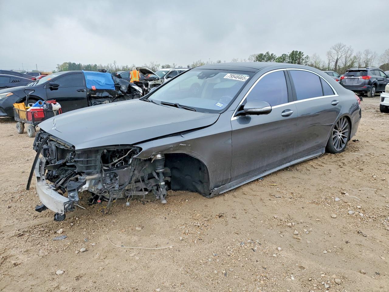 2017 Mercedes-Benz S 550, VIN WDDUG8CB2HA315144 — Front end