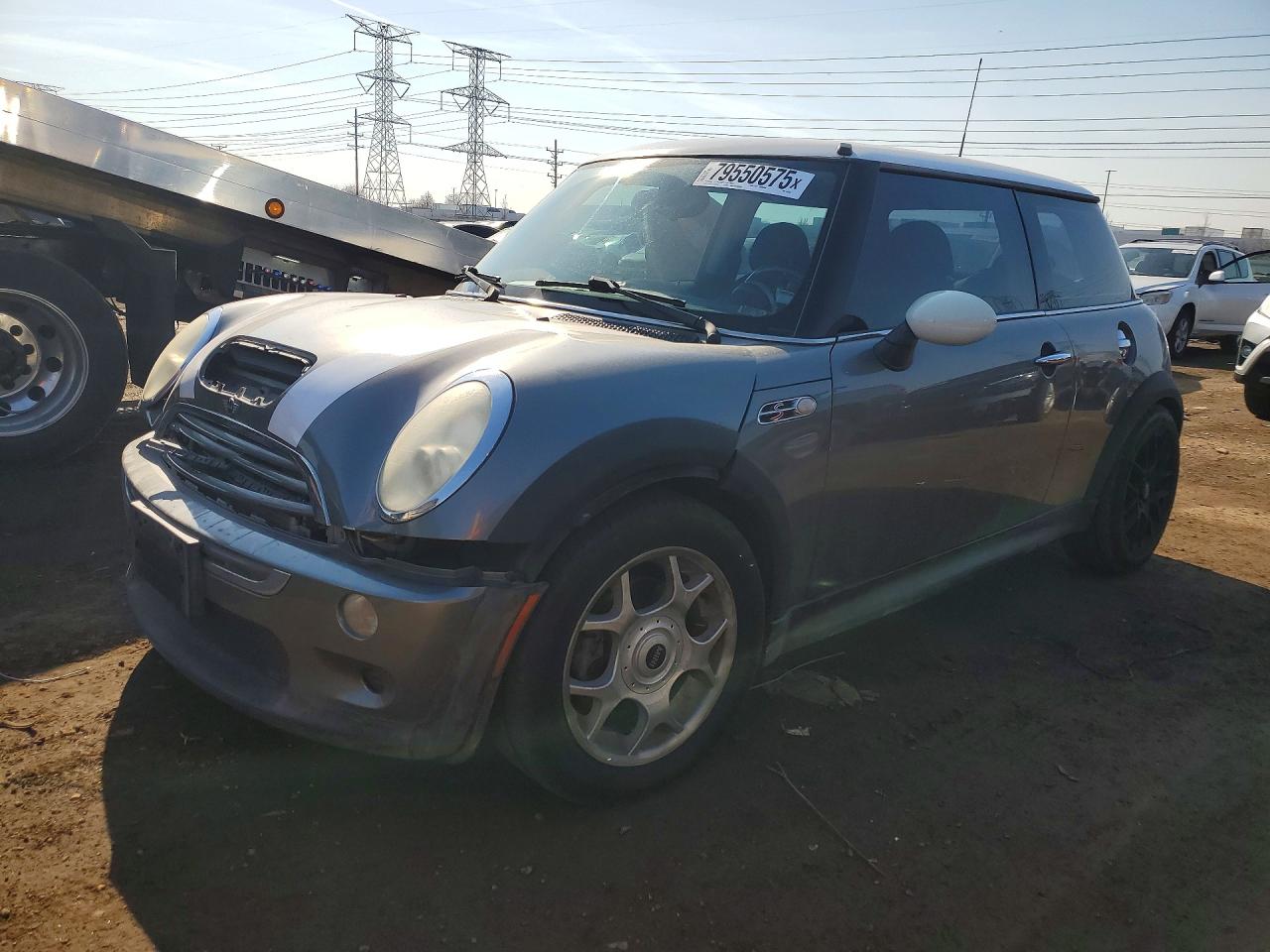 2006 MINI Hardtop S, VIN WMWRE33576TJ33389 — Front end