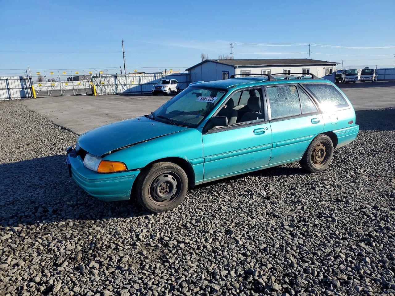 1995 Ford Escort, VIN 3FASP15J8SR119709 — Front end