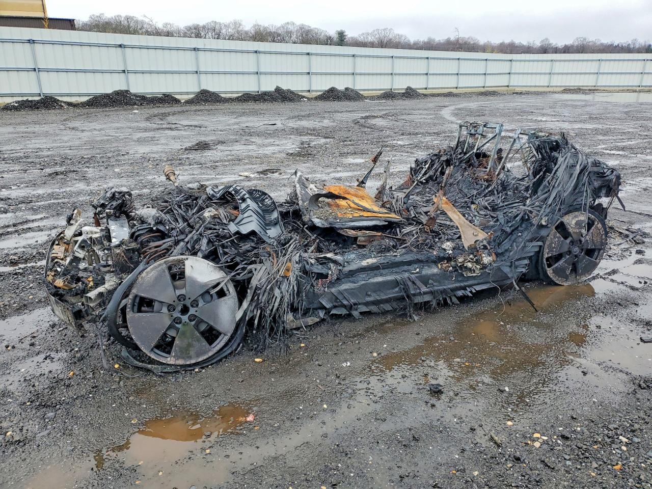 2015 BMW i3, VIN WBY1Z4C58FV501799 — Burn
