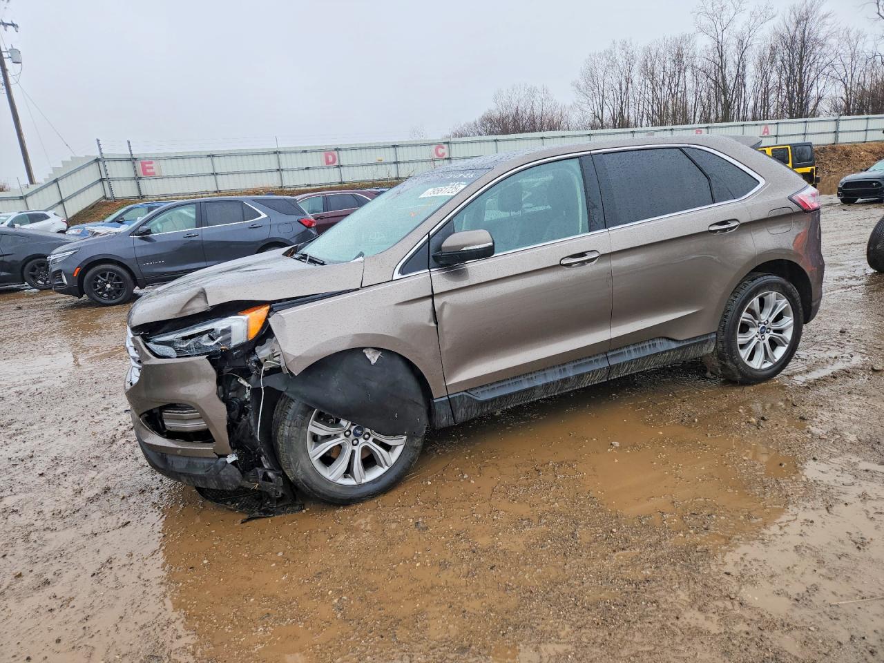 2019 Ford Edge Titanium, VIN 2FMPK4K96KBB74972 — Front end