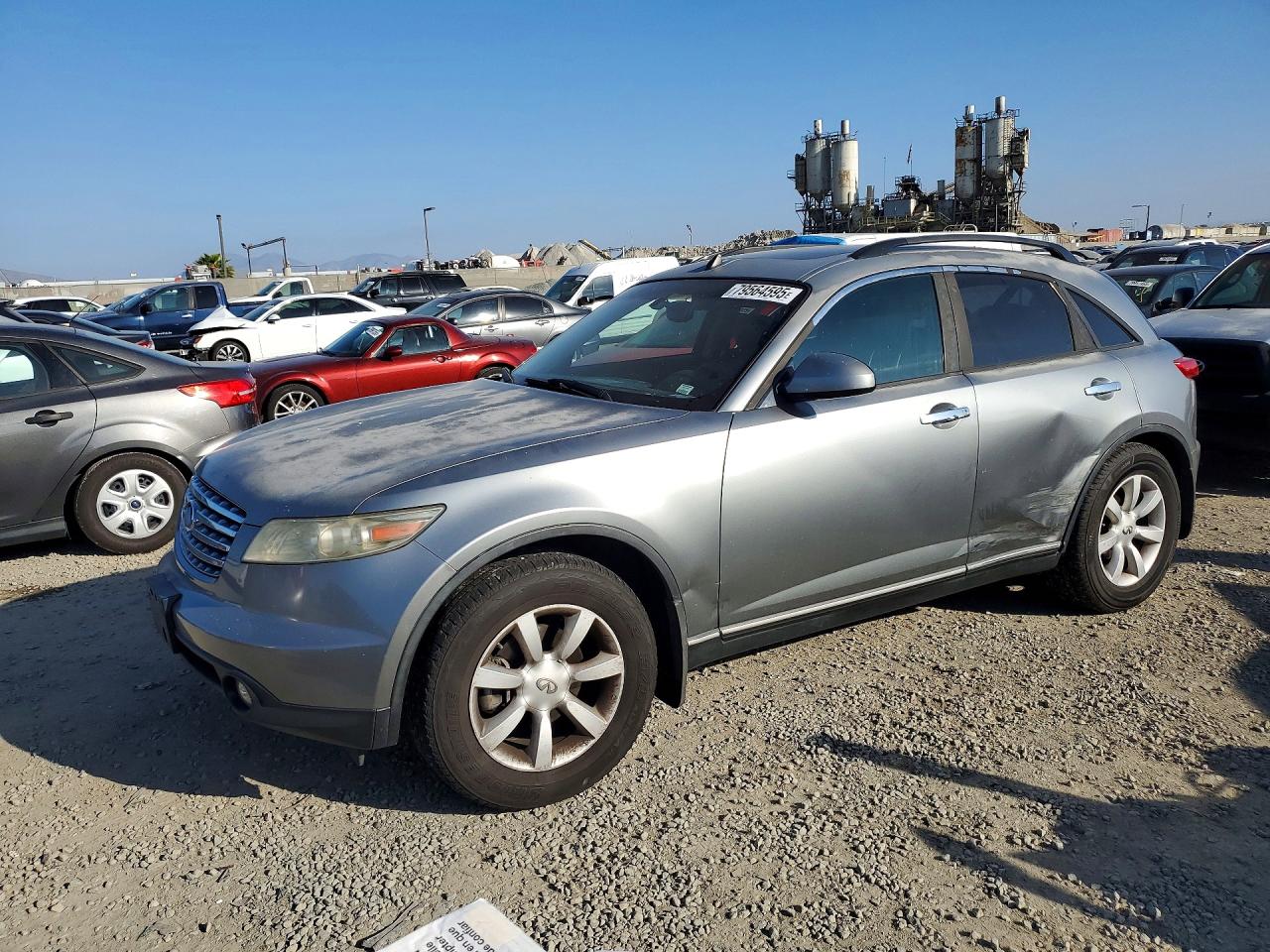 2005 Infiniti FX, VIN JNRAS08U05X109563 — Side