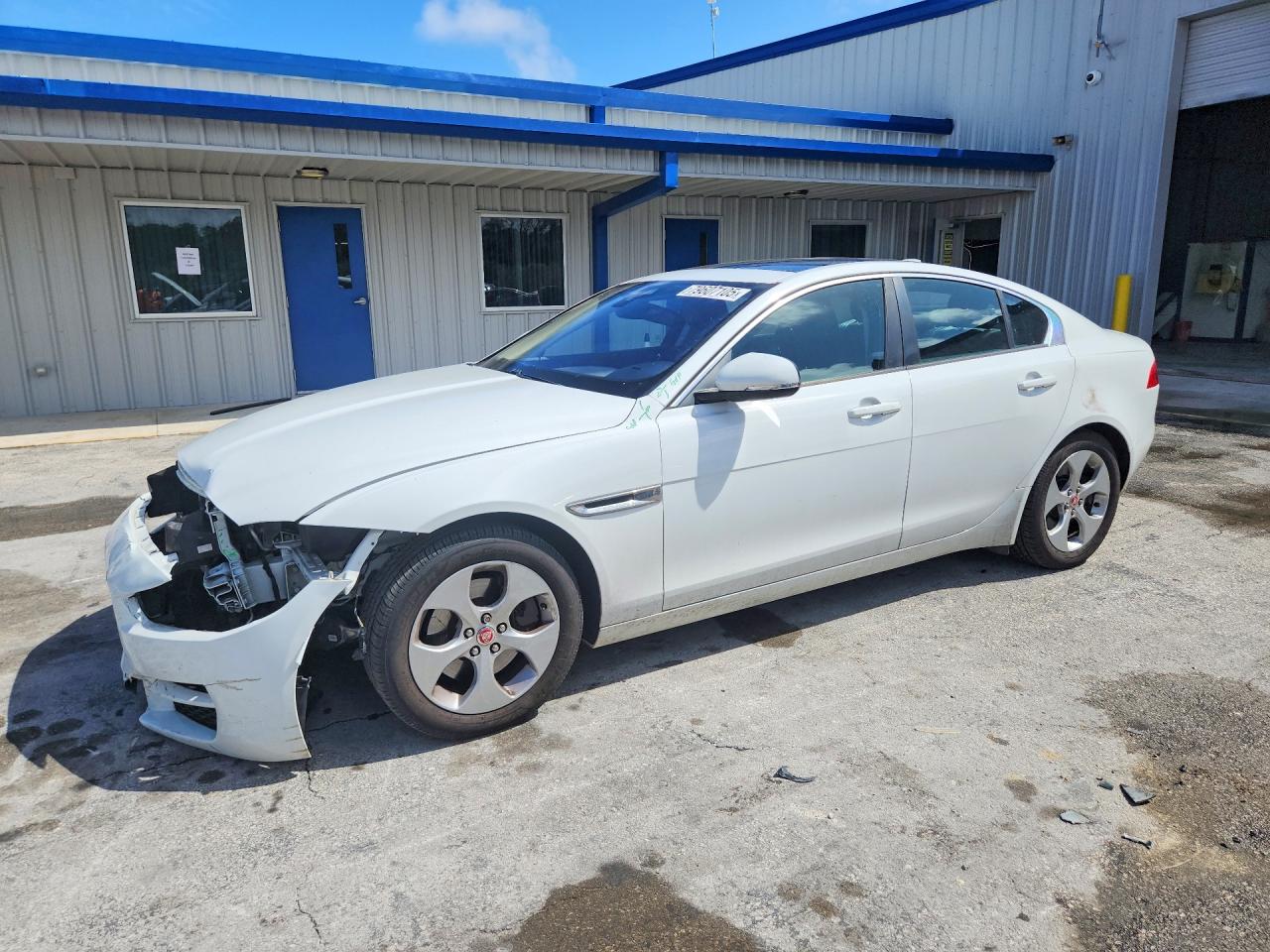2017 Jaguar XE 25t, VIN SAJAR4BG0HA971938 — Front end
