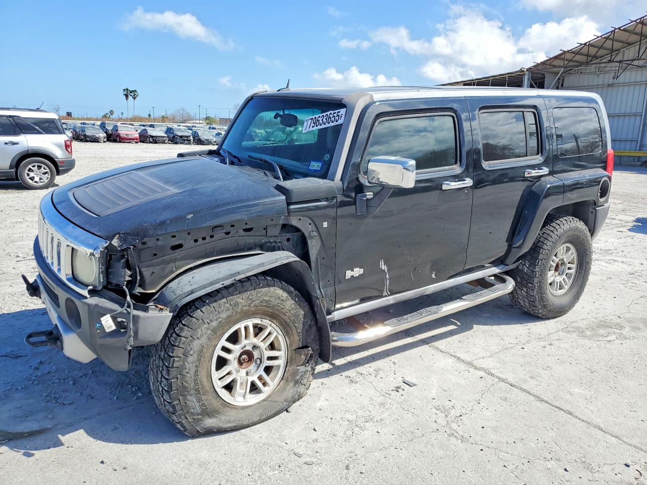 2008 Hummer H3 Luxury, VIN 5GTEN13E988137612 — Front end