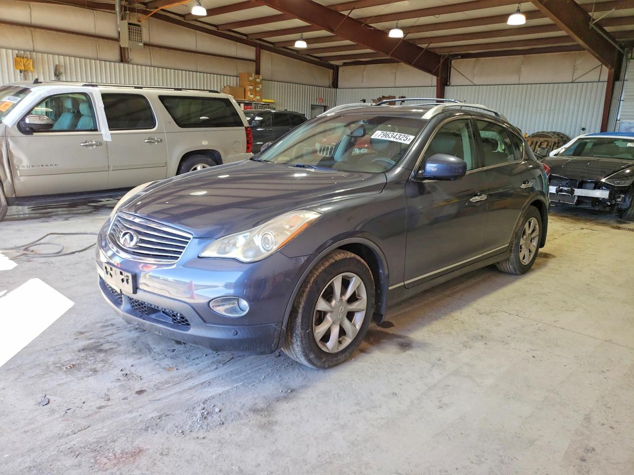 2008 Infiniti EX Journey, VIN JNKAJ09F08M356704 — Front end