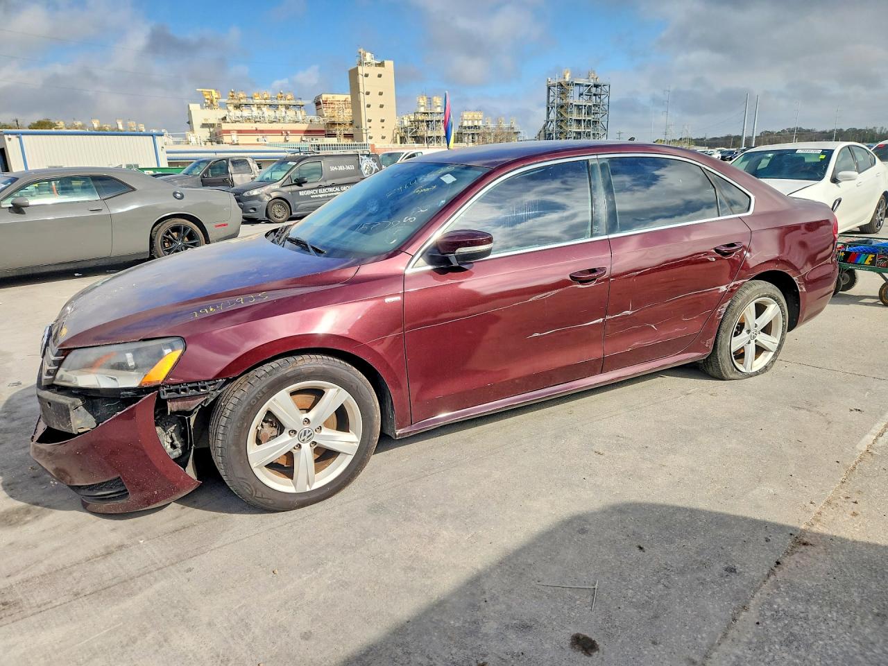 2014 Volkswagen Passat S, VIN 1VWAT7A32EC054836 — Фото с аукциона