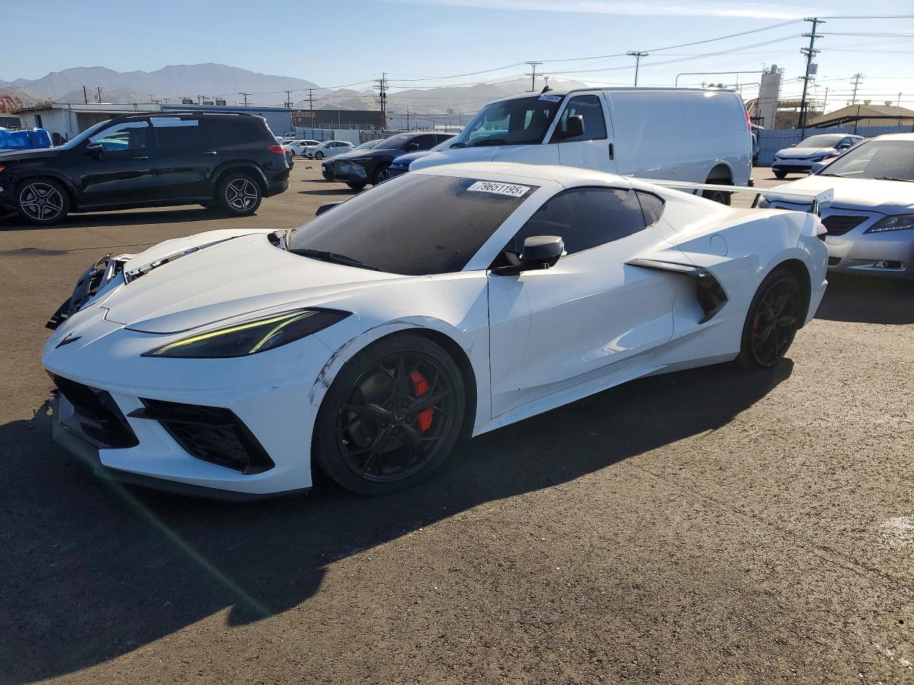 2022 Chevrolet Corvette 2LT, VIN 1G1YB2D46N5117283 — Front end