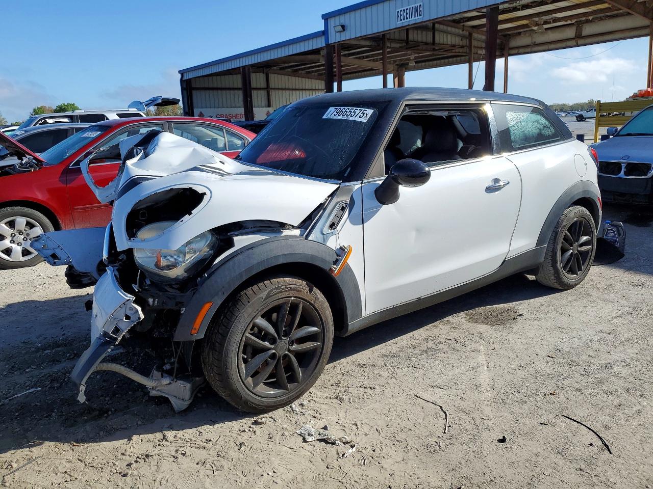 2015 MINI Paceman, VIN WMWSS1C55FWN94961 — Front end