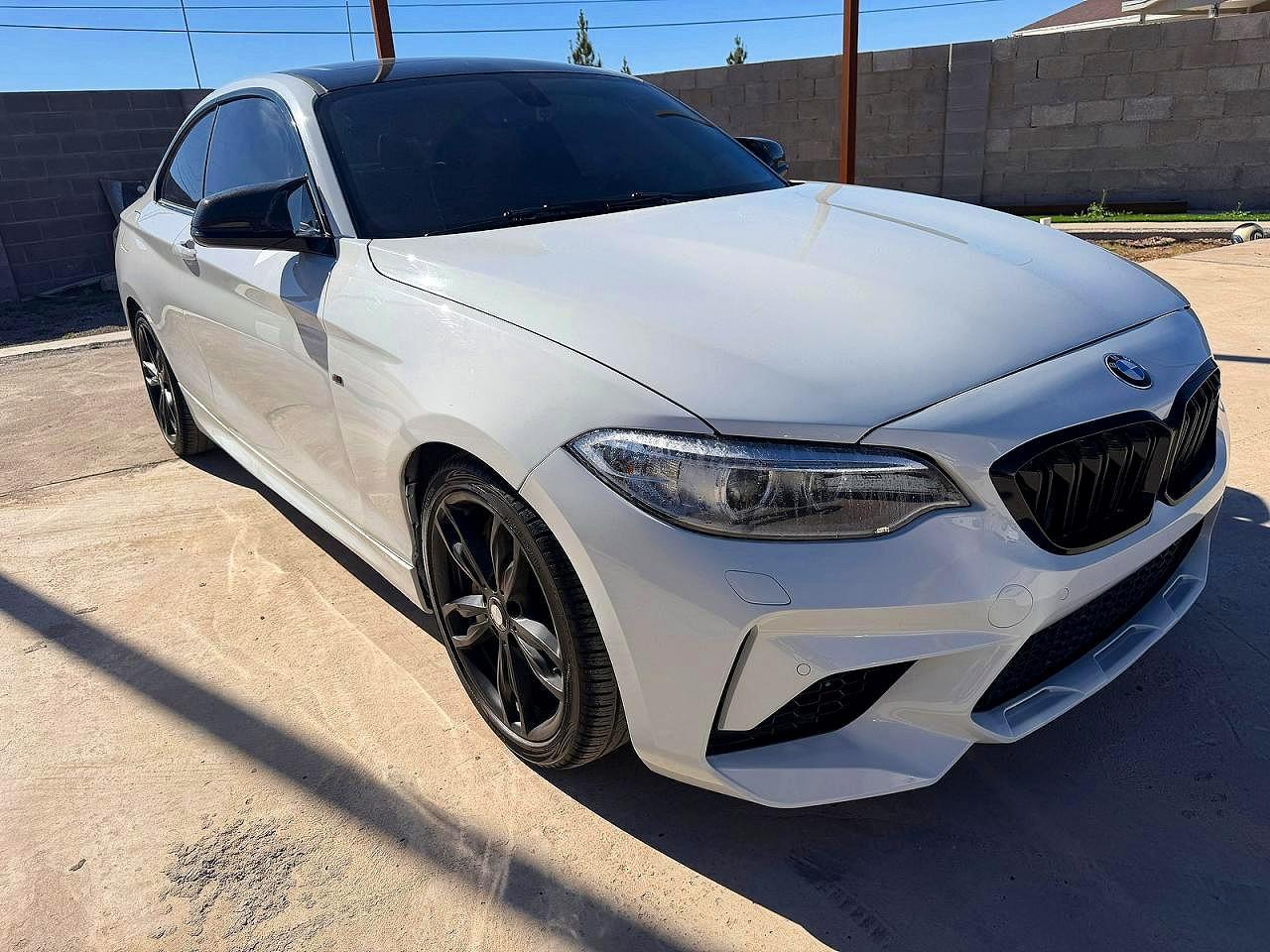 2015 BMW 2 Series M235i xDrive, VIN WBA1J9C5XFVX98688 — Minor dents and scratches