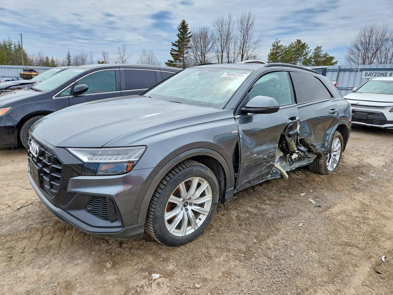 2023 Audi Q8, VIN WA1DVBF12PD030855 — Бок