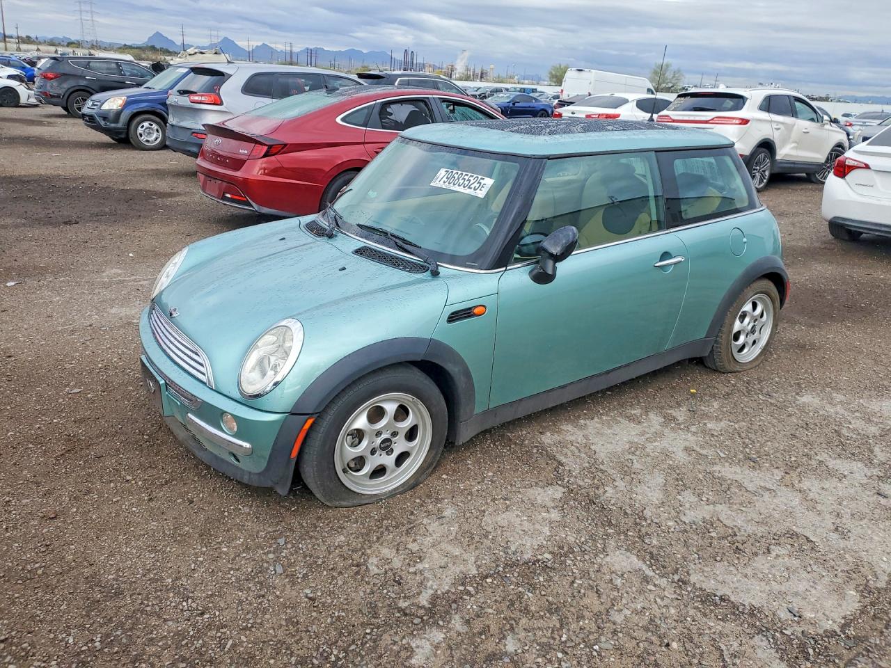 2003 MINI Hardtop, VIN WMWRC33433TE13306 — Механическое