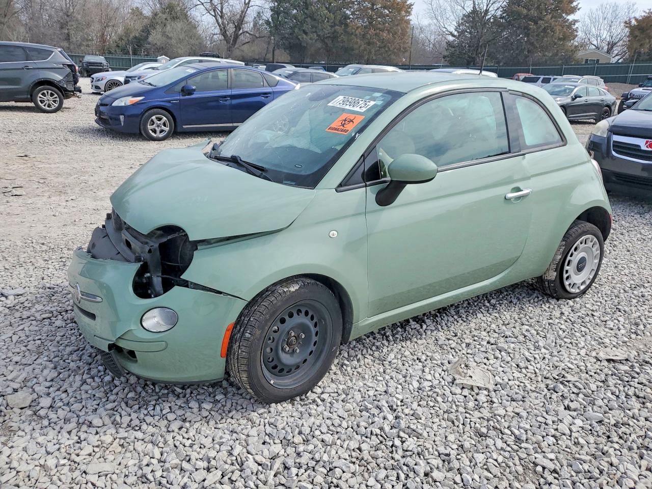 2015 FIAT 500 Pop, VIN 3C3CFFAR0FT570608 — Front end