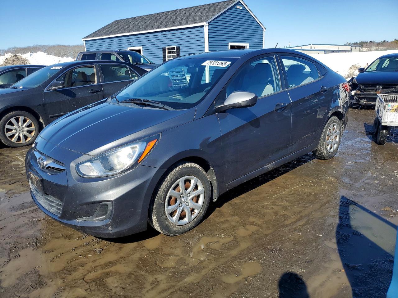 2012 Hyundai Accent GLS, VIN KMHCT4AE9CU115520 — Side