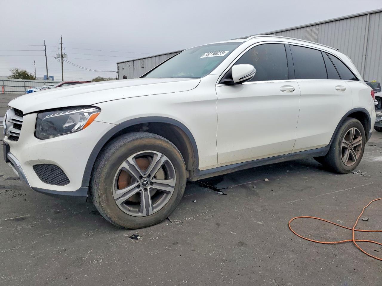 2019 Mercedes-Benz GLC 300, VIN WDC0G4JB7KF543214 — Vandalism