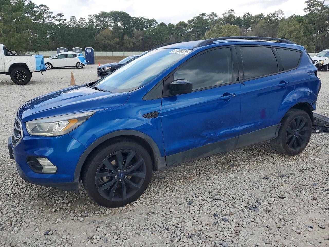 2018 Ford Escape SE, VIN 1FMCU0GD2JUA96908 — Rear end