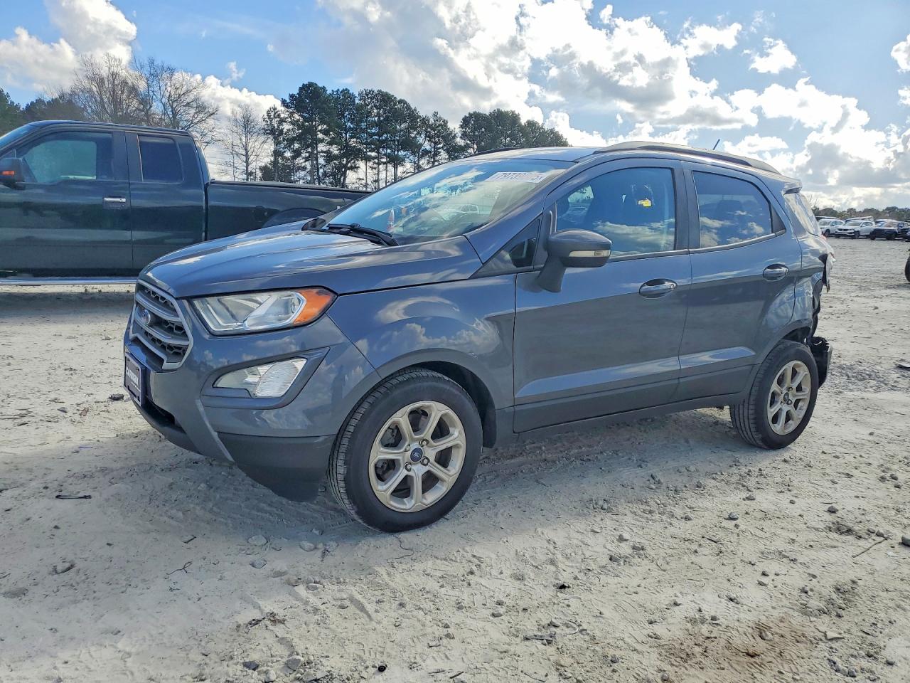 2020 Ford EcoSport SE, VIN MAJ3S2GE2LC352204 — Rear end