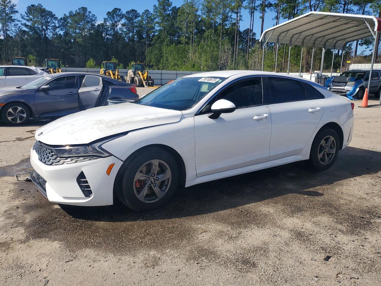 2021 Kia K5 LXS, VIN 5XXG14J26MG020373 — Rear end
