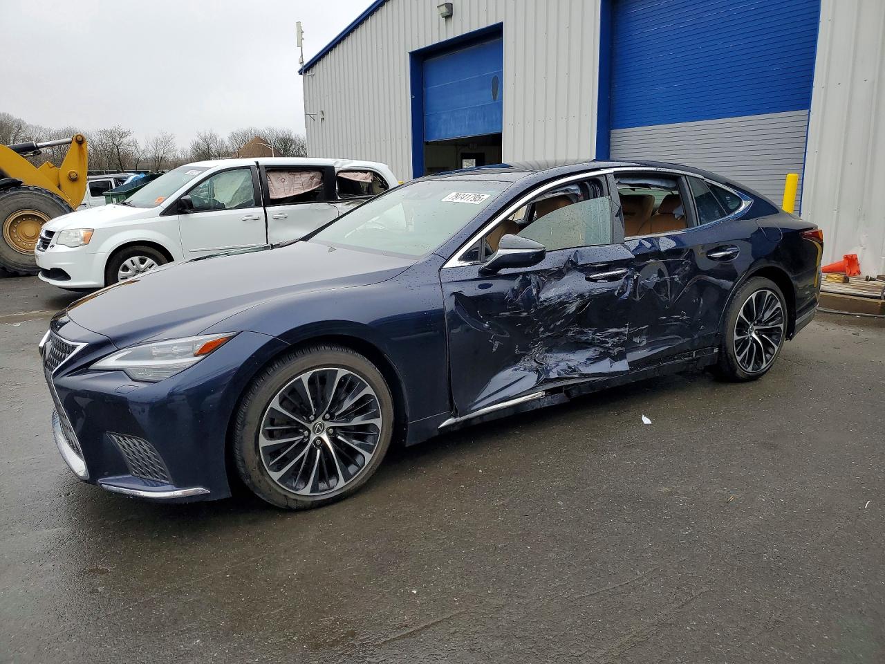 2021 Lexus LS 500, VIN JTHG5LGF9M5008990 — Бок