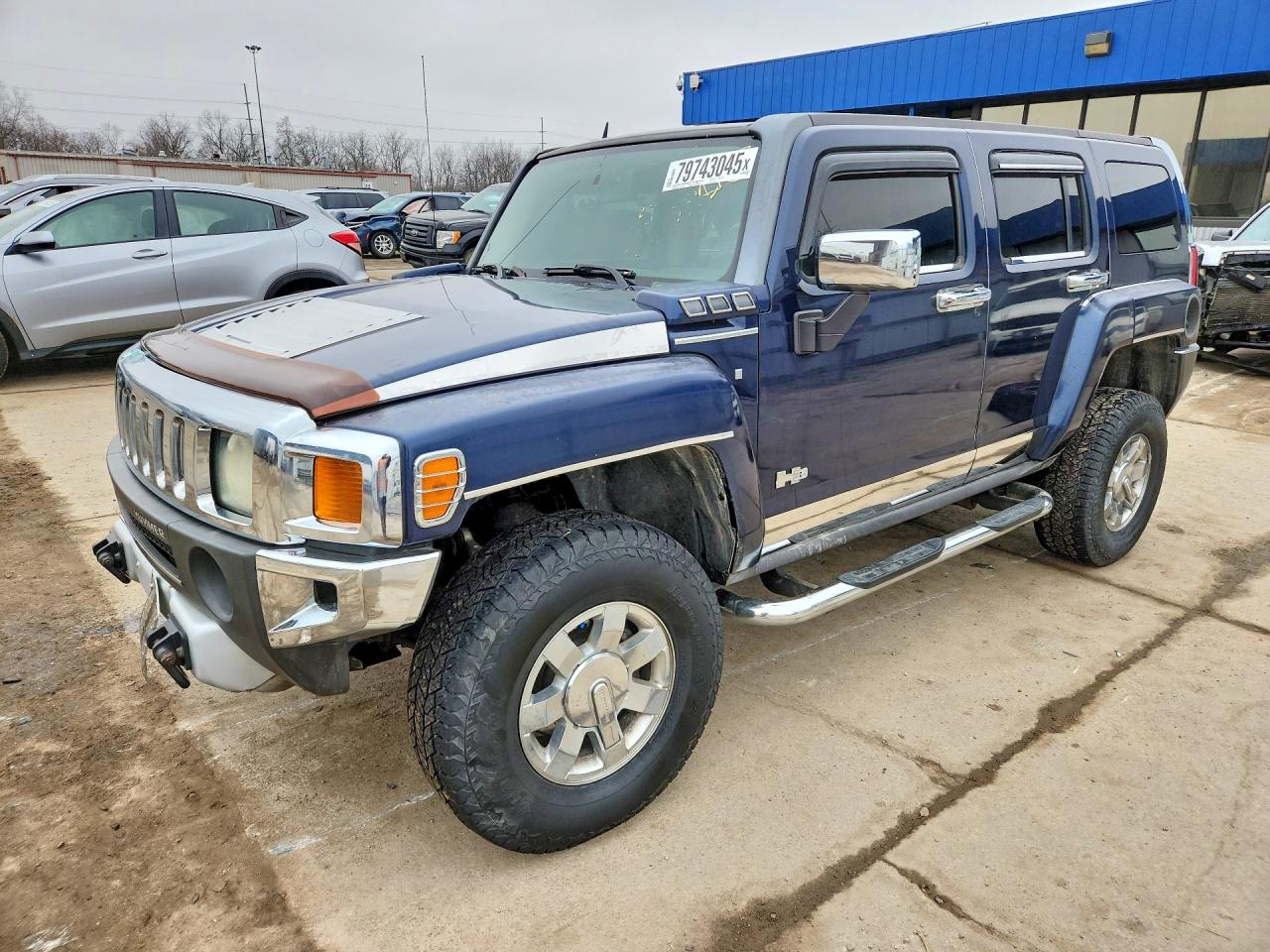 2008 Hummer H3 Luxury, VIN 5GTEN13E688114952 — Front end