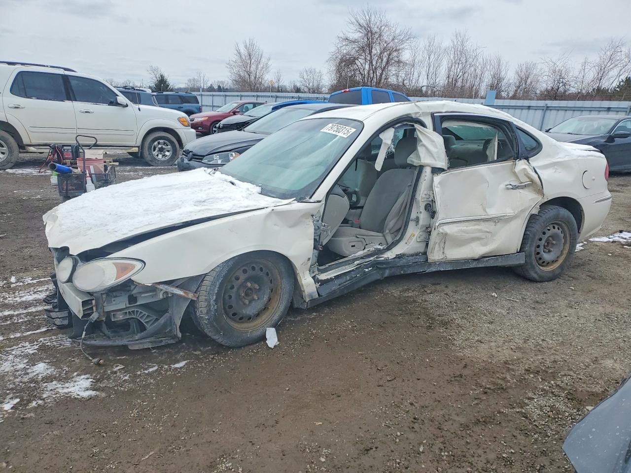 2008 Buick Allure CX, VIN 2G4WF582X81269839 — Side