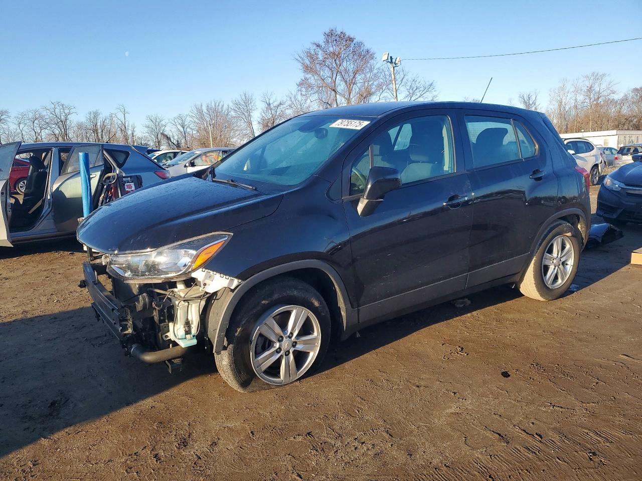 2020 Chevrolet Trax LS, VIN KL7CJKSB8LB063910 — Front end