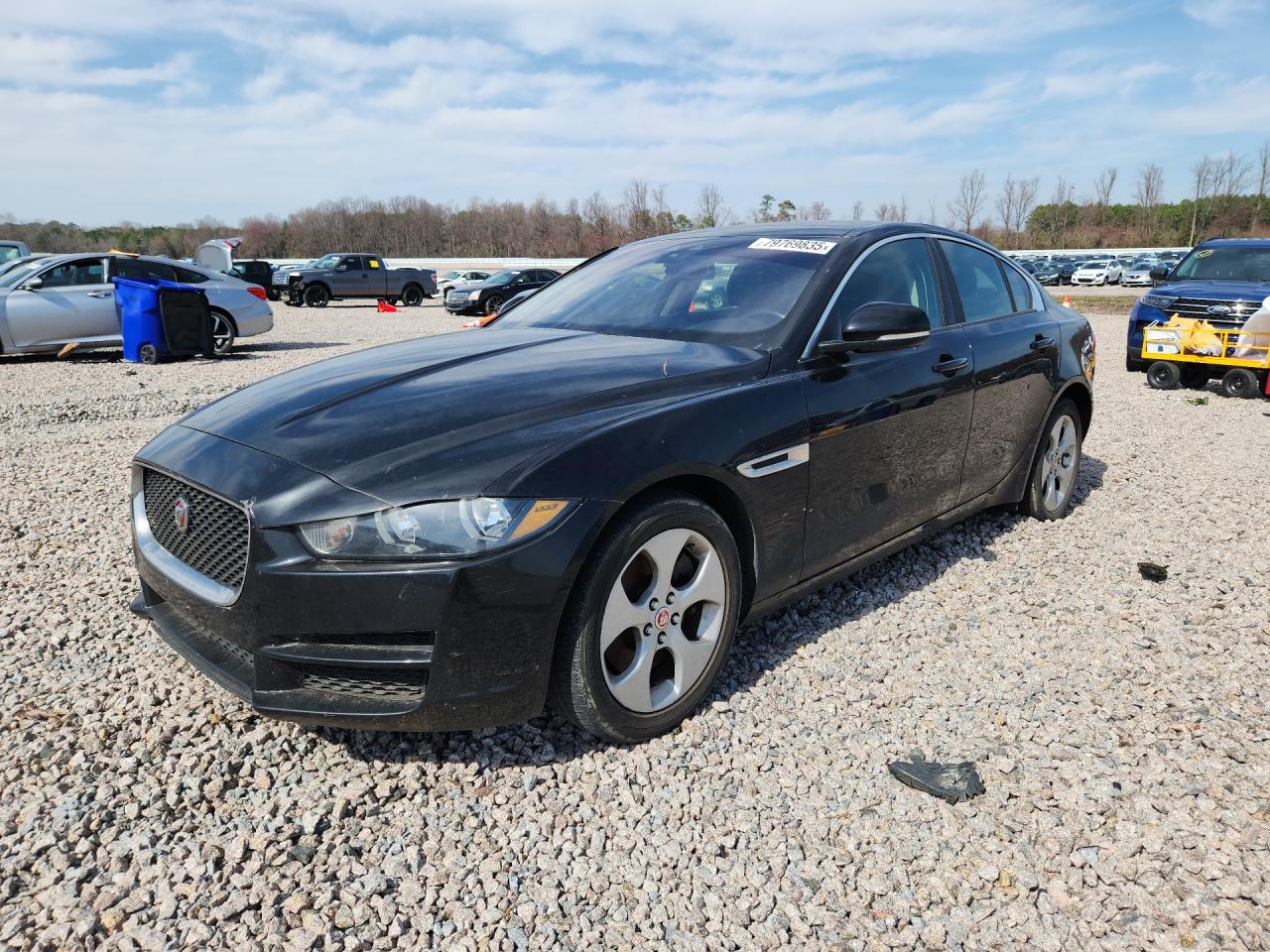 2018 Jaguar XE 25t, VIN SAJAR4FX3JCP34624 — Front end
