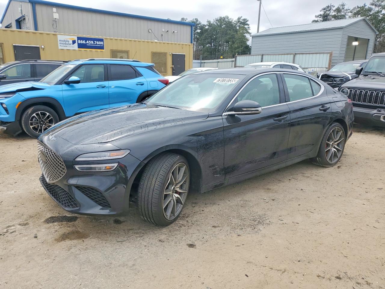2025 Genesis G70 2.5T, VIN KMTG34SC5SU155788 — Бок