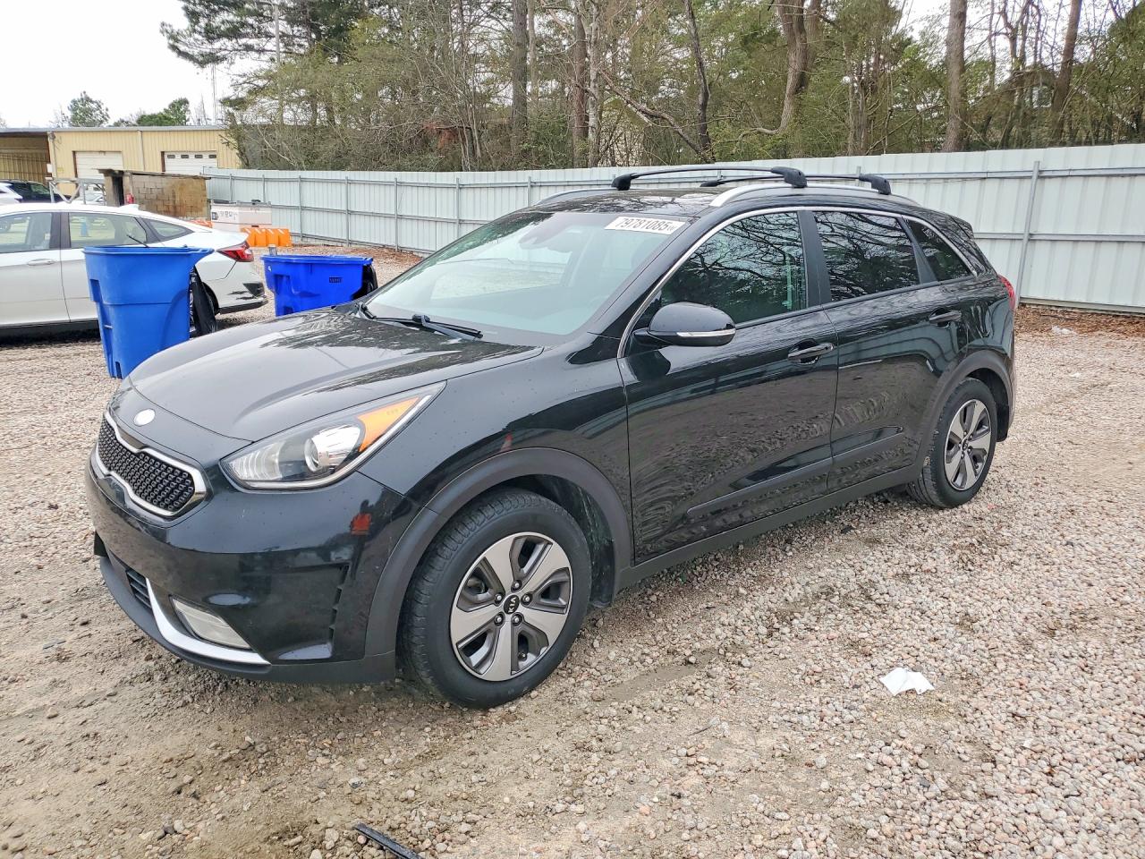2019 Kia Niro Touring, VIN KNDCE3LC7K5243266 — Minor dents and scratches