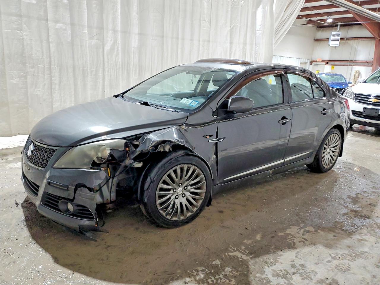 2010 Suzuki Kizashi, VIN JS2RE9A59A6100223 — Front end