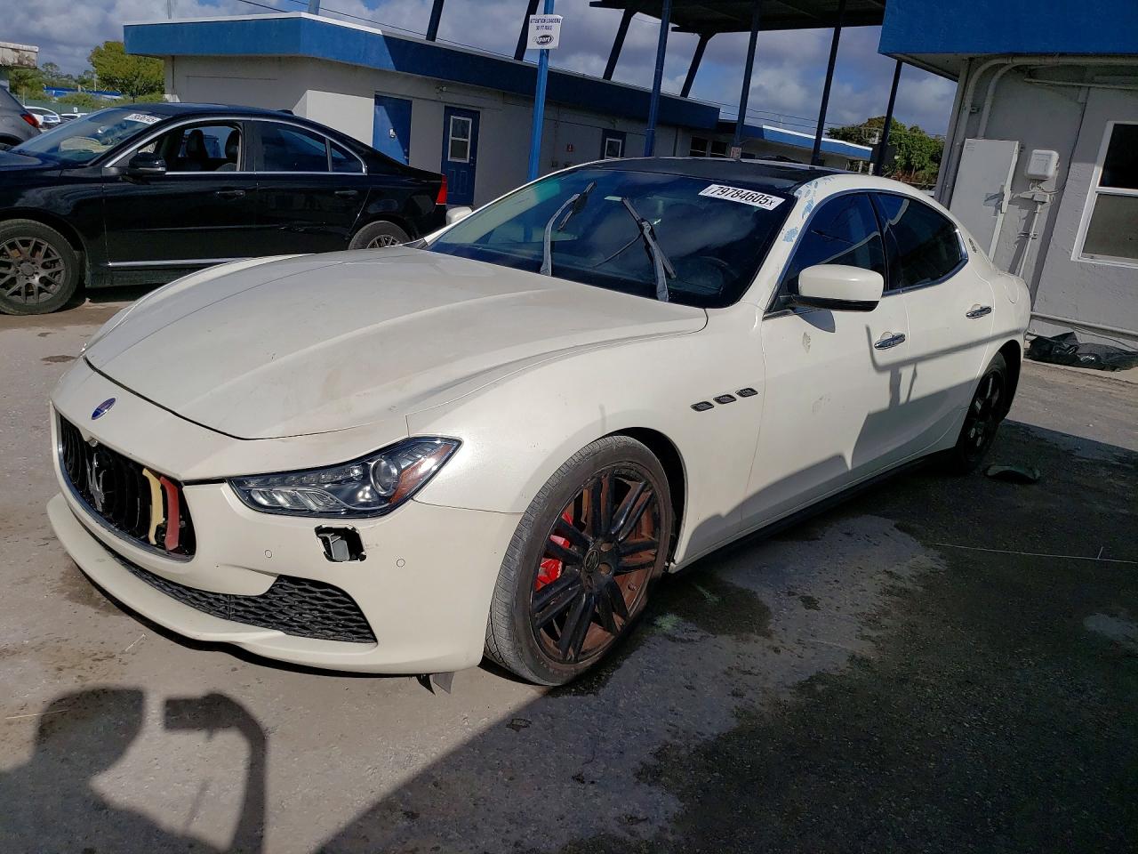 2014 Maserati Ghibli S Q4, VIN ZAM57RTA9E1086058 — Фото с аукциона